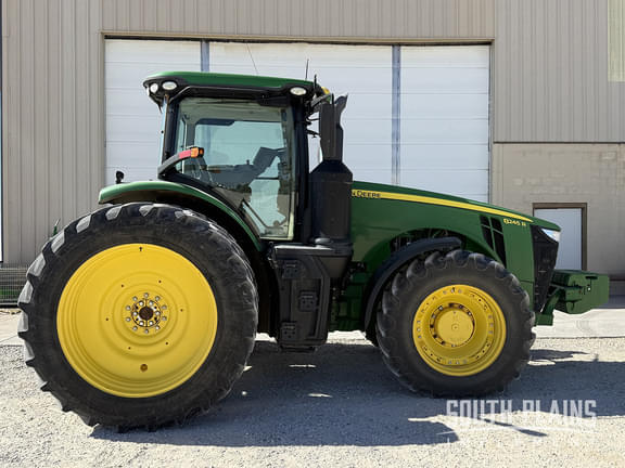 Image of John Deere 8245R equipment image 1