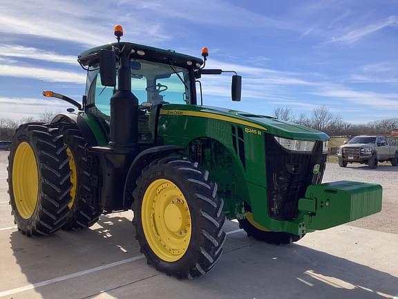 Image of John Deere 8245R equipment image 3