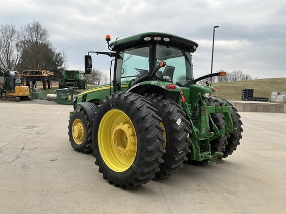 Image of John Deere 8245R equipment image 4
