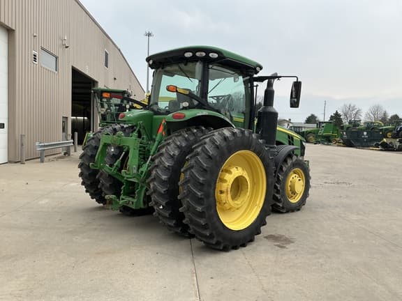 Image of John Deere 8245R equipment image 2