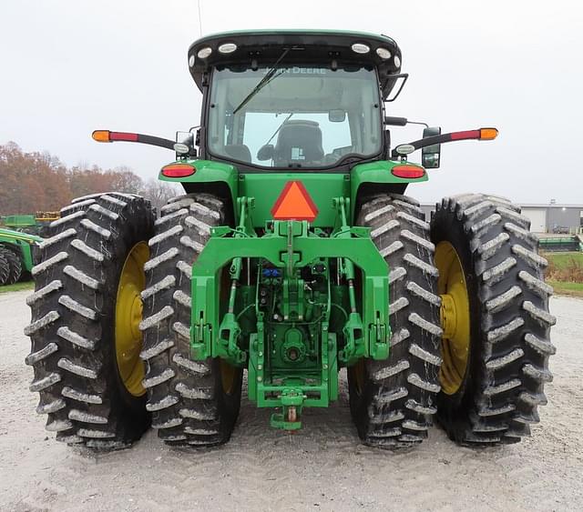 Image of John Deere 8245R equipment image 4