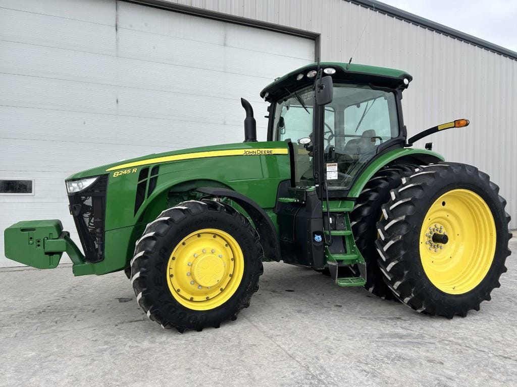 Main image John Deere 8245R