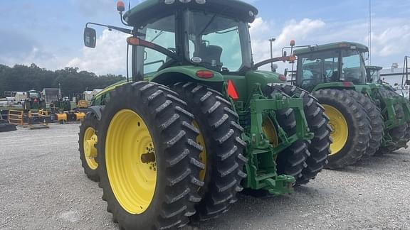 Image of John Deere 8245R equipment image 3
