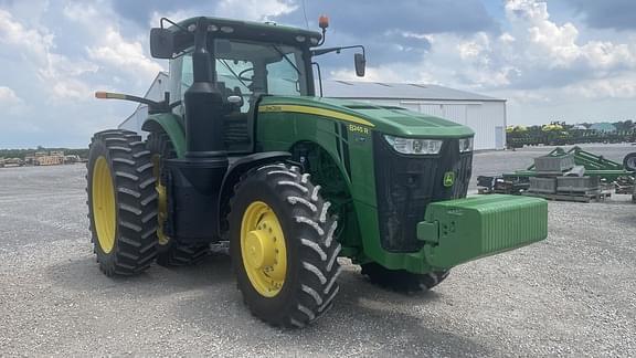 Image of John Deere 8245R equipment image 1