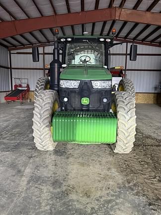 Image of John Deere 8245R equipment image 1