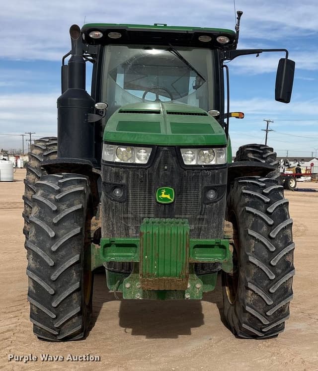 Image of John Deere 8245R equipment image 1