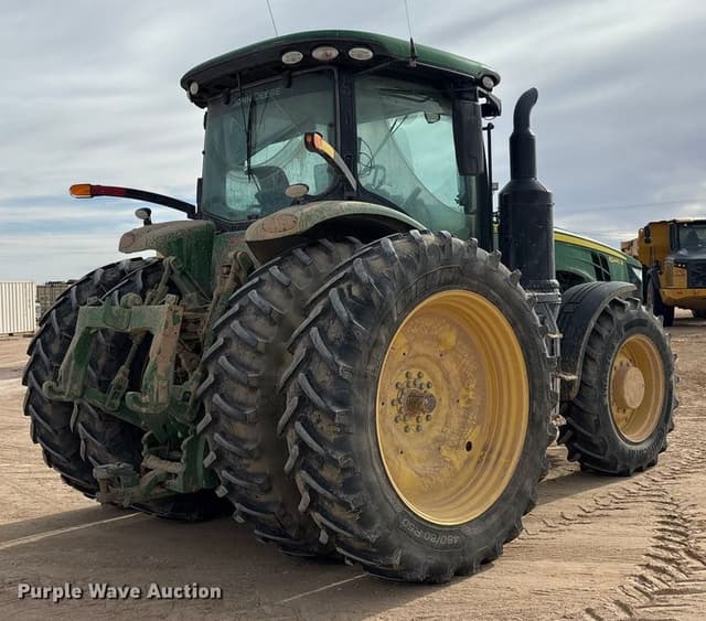 Image of John Deere 8245R equipment image 4
