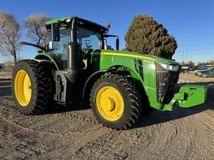 2019 John Deere 8270R Image
