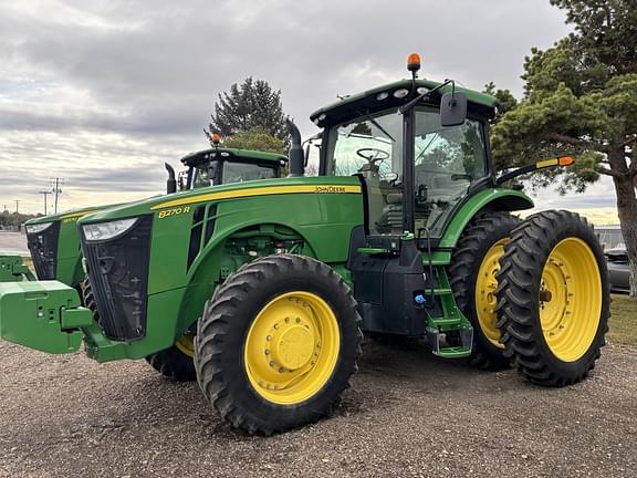 Image of John Deere 8270R equipment image 1