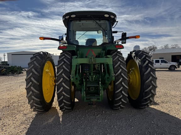 Image of John Deere 8270R equipment image 3