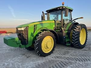 2019 John Deere 8270R Image