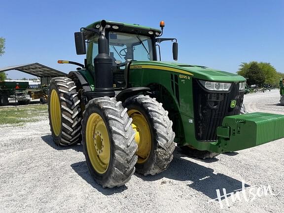 Image of John Deere 8295R equipment image 1