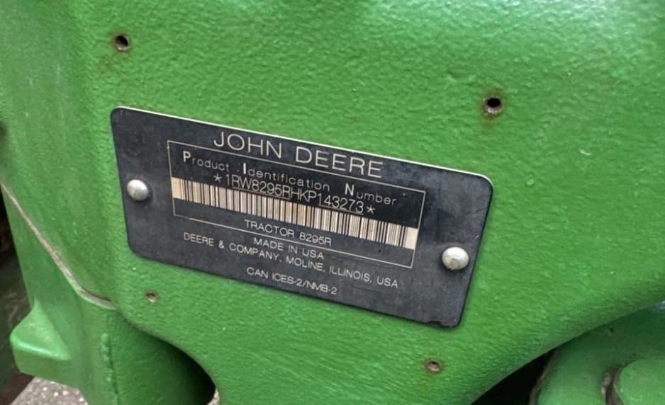 Image of John Deere 8295R Image 1