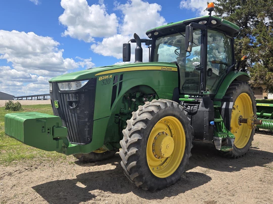 Image of John Deere 8295R Image 0