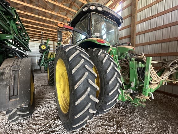 Image of John Deere 8295R equipment image 4