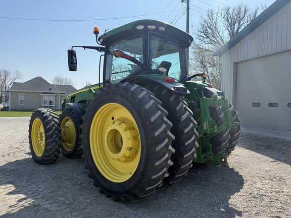Image of John Deere 8295R equipment image 2