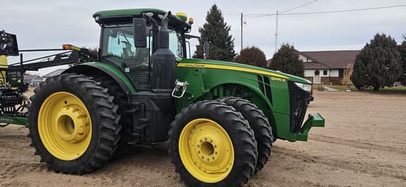 Image of John Deere 8295R equipment image 1