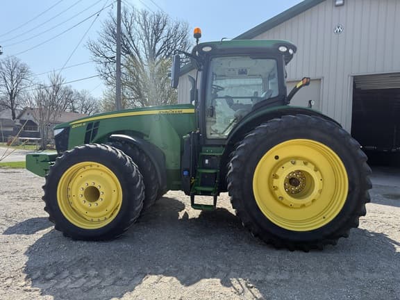 Image of John Deere 8295R equipment image 1