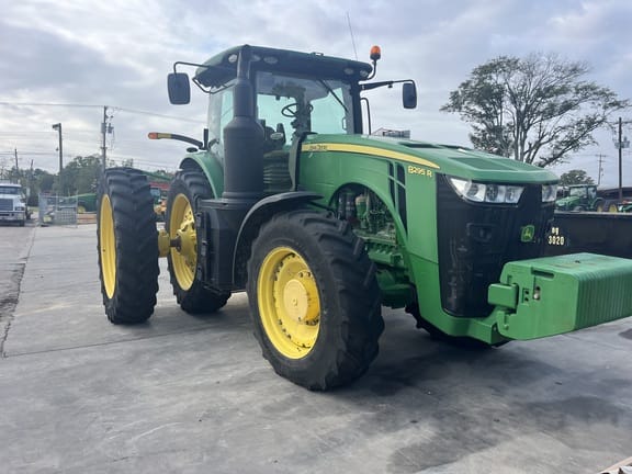 2019 John Deere 8295R Equipment Image0