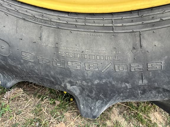 Image of John Deere 8295R equipment image 4