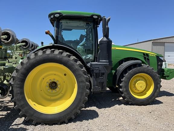 Image of John Deere 8295R equipment image 1