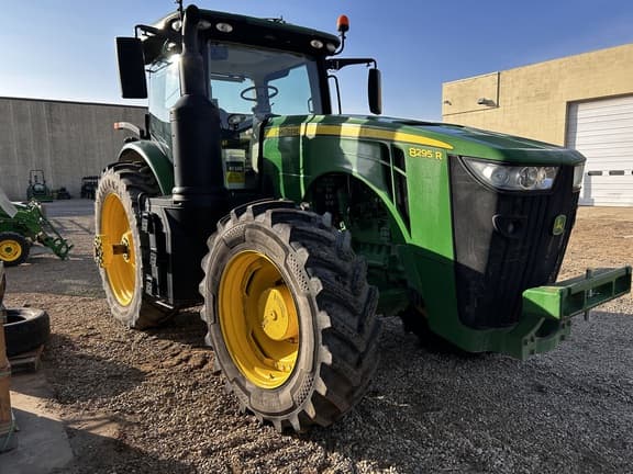 Image of John Deere 8295R equipment image 3