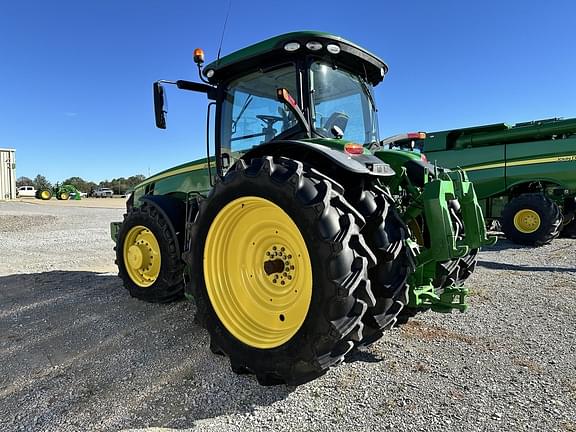 Image of John Deere 8295R equipment image 2