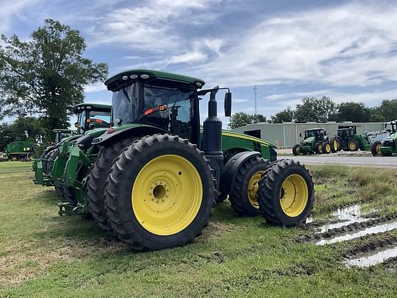 Image of John Deere 8295R equipment image 3