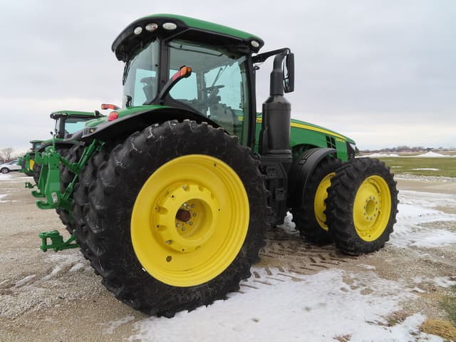 Image of John Deere 8295R equipment image 2