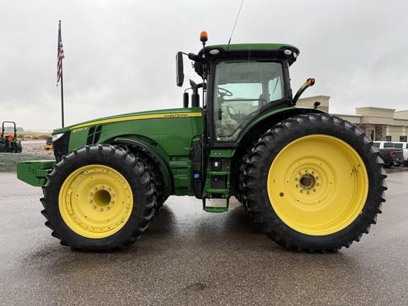 Image of John Deere 8295R equipment image 1