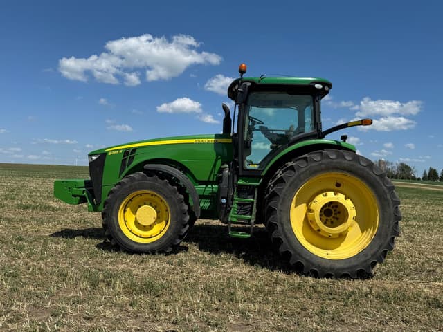 Image of John Deere 8295R equipment image 1