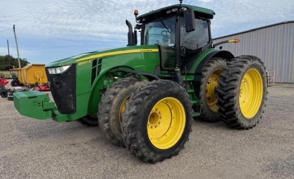 Image of John Deere 8320R Primary image