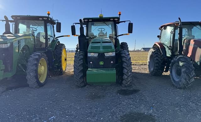 Image of John Deere 8320R equipment image 1