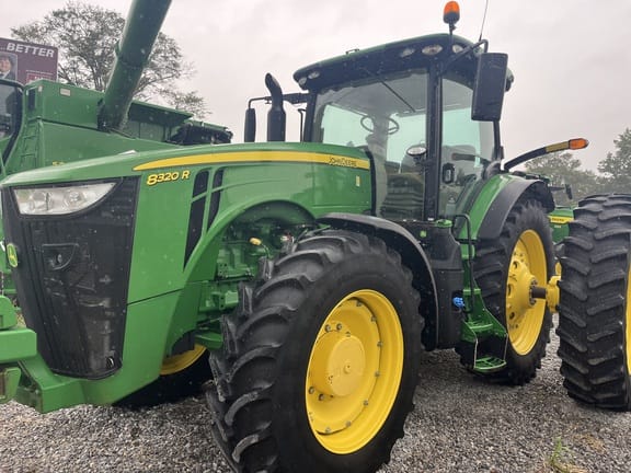 Main image John Deere 8320R