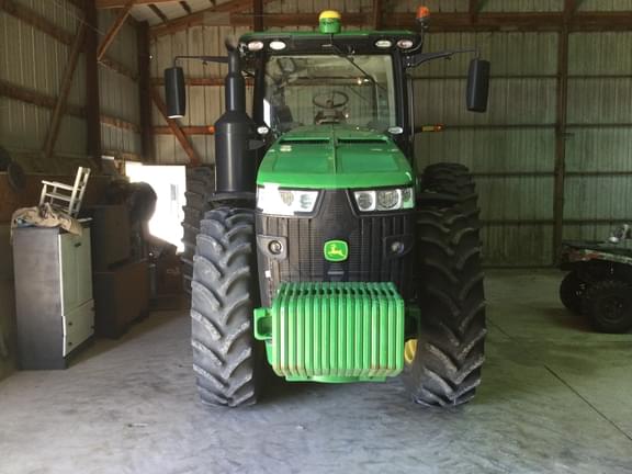 Image of John Deere 8320R equipment image 3
