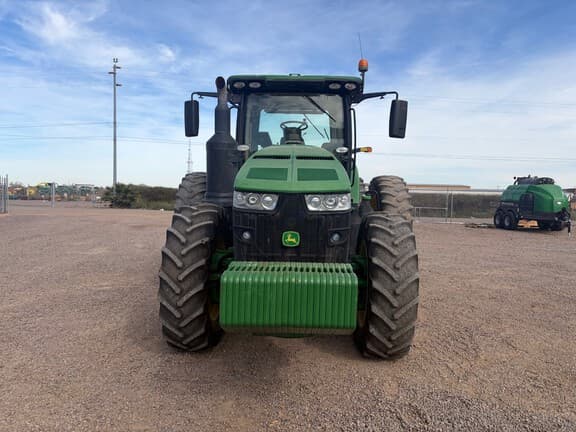 Image of John Deere 8320R equipment image 1