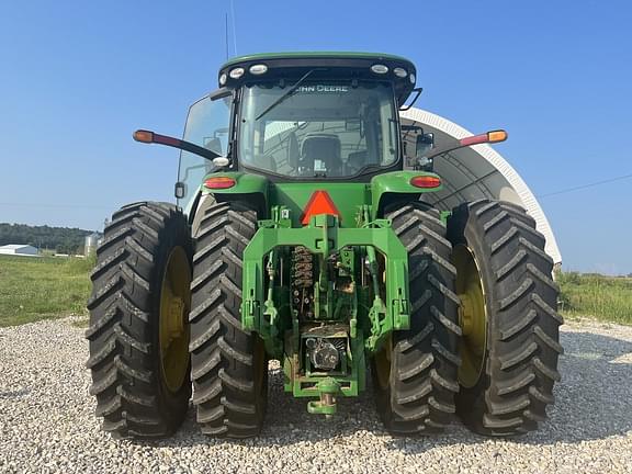 Image of John Deere 8320R equipment image 3