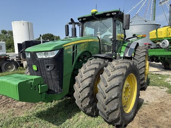 Image of John Deere 8320R Primary image