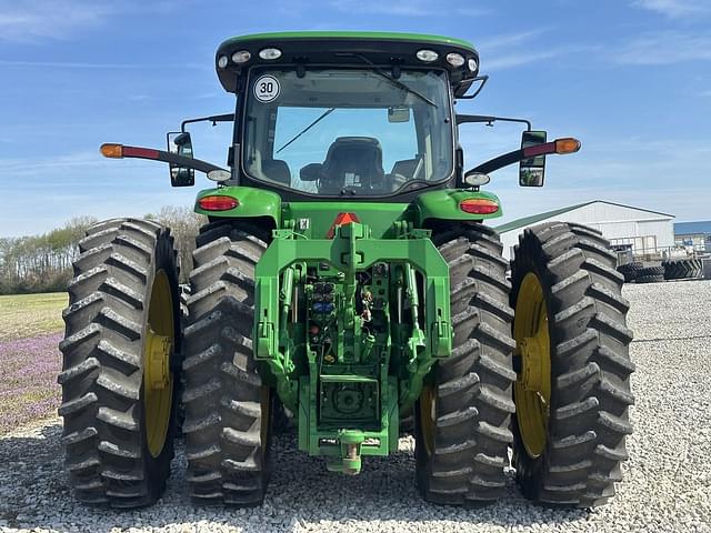 Image of John Deere 8320R equipment image 3