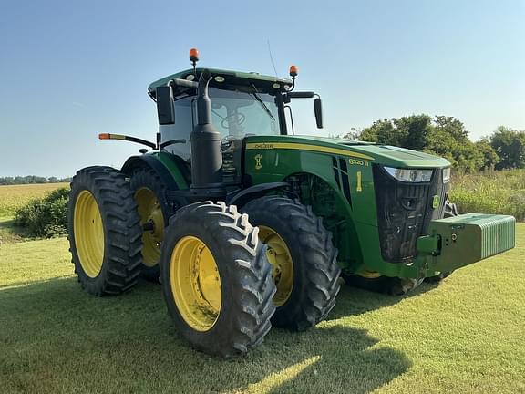 Image of John Deere 8320R equipment image 1