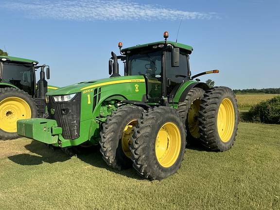 Image of John Deere 8320R Primary image