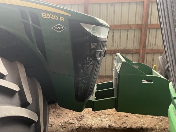Image of John Deere 8320R equipment image 4