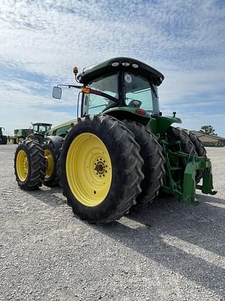 Image of John Deere 8320R equipment image 3