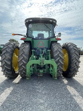 Image of John Deere 8320R equipment image 4