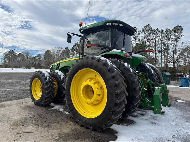 Image of John Deere 8320R equipment image 2