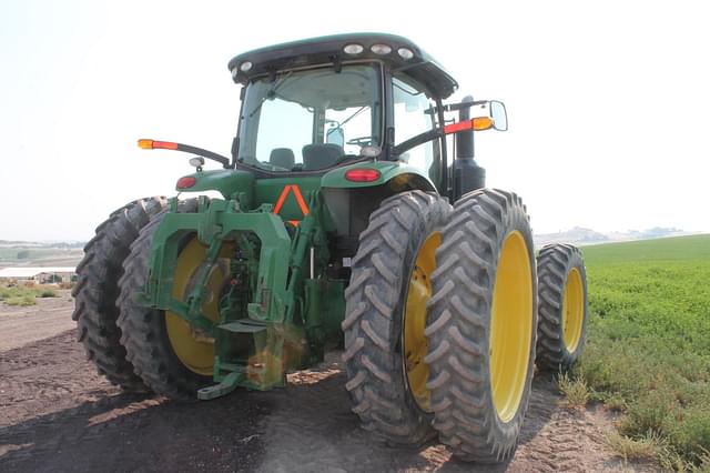 Image of John Deere 8320R equipment image 3