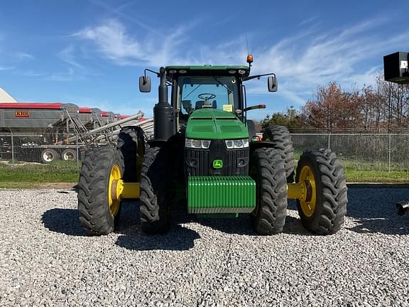 Image of John Deere 8320R equipment image 1