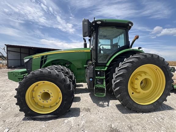 Image of John Deere 8320R Primary image