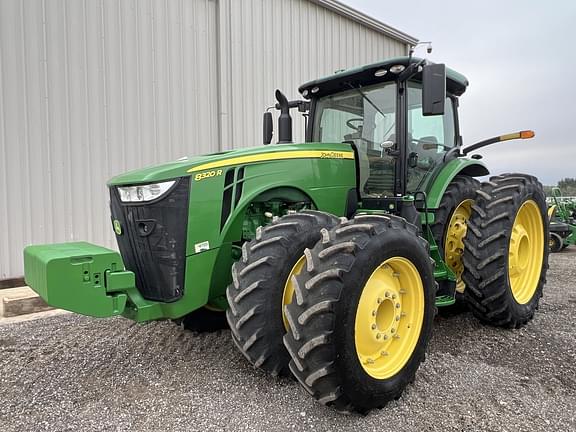 Image of John Deere 8320R equipment image 1