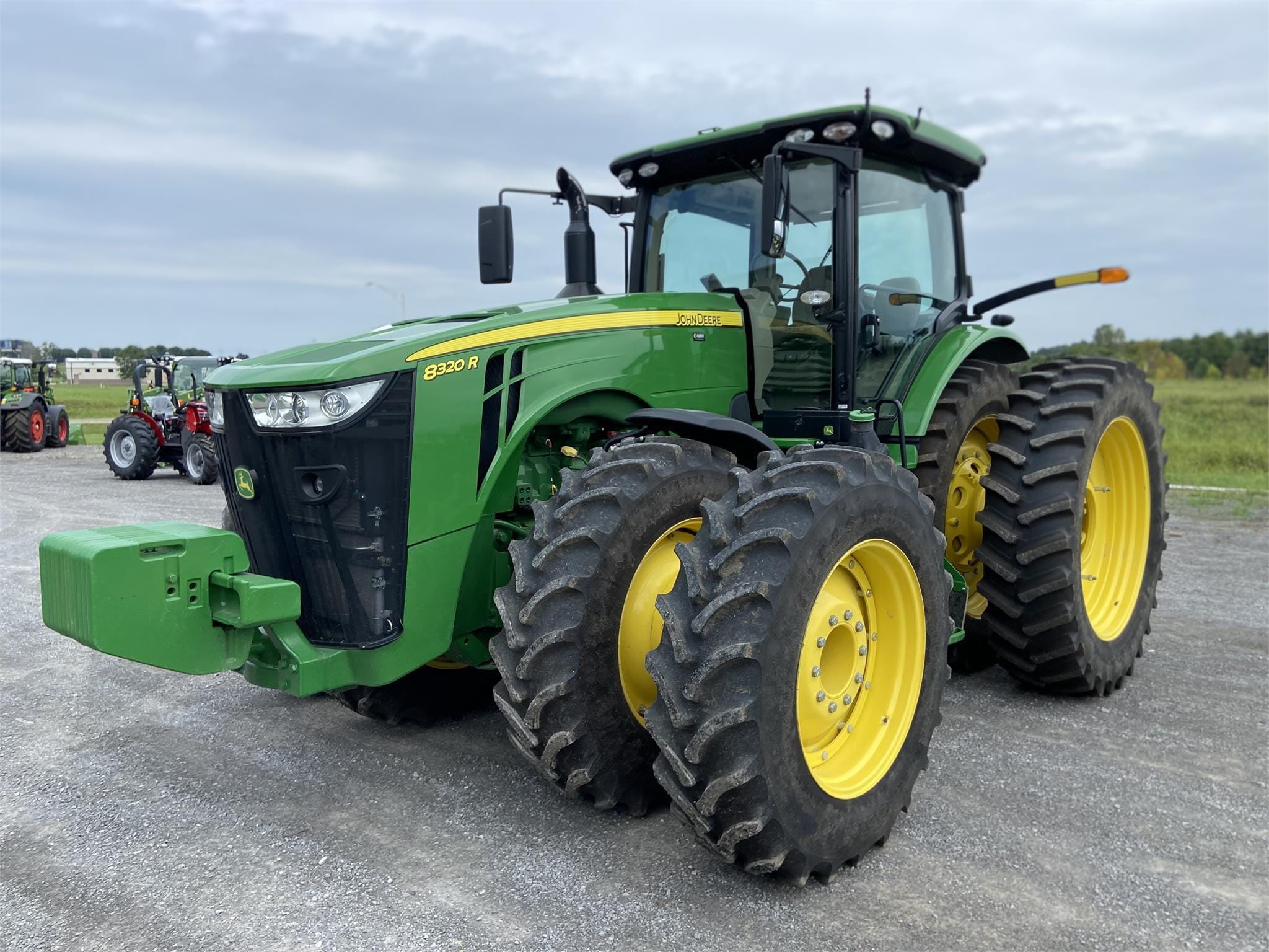 Main image John Deere 8320R